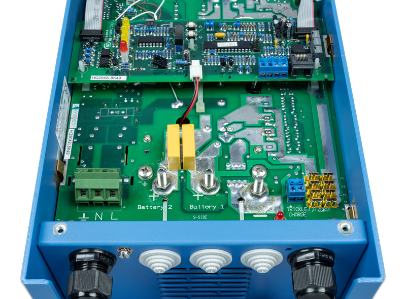 PCH024025001_Phoenix Charger 24-25 (2+1) 120-240V  (pcb conn) 