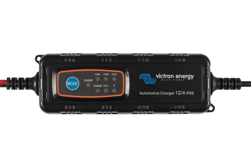 Automotive IP65 Charger 12V/4A - 12V/0,8A (top)