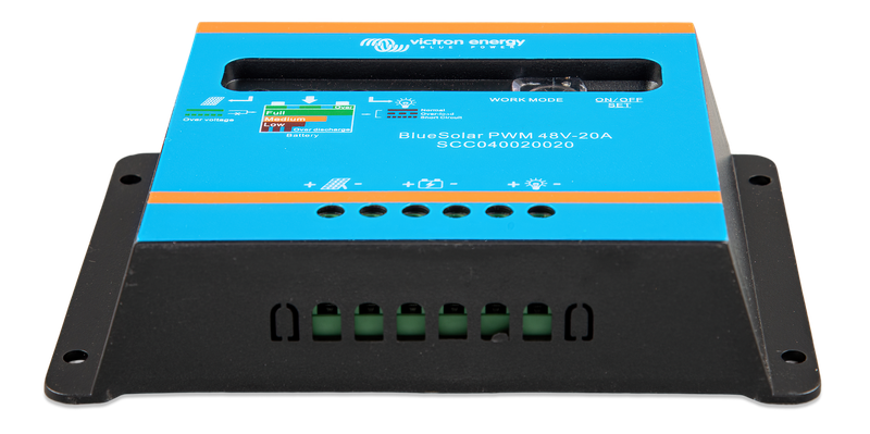 BlueSolar PWM-Light Charge Controller 48V-20A (front-angle) 